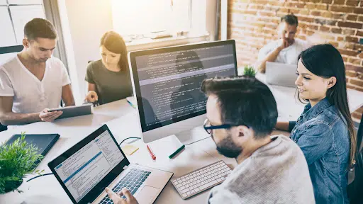 IT and software outsourcing trends in 2022