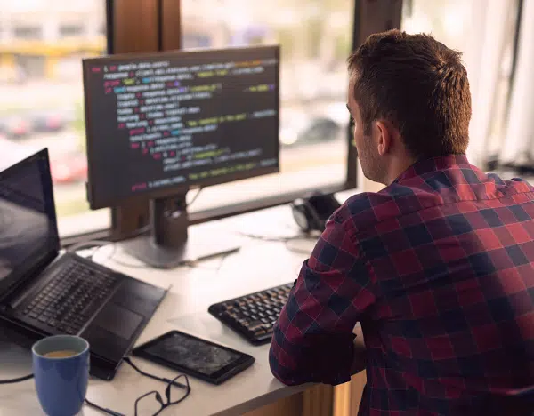 Report Of Software Engineer Average Salary in Vietnam 2022 6