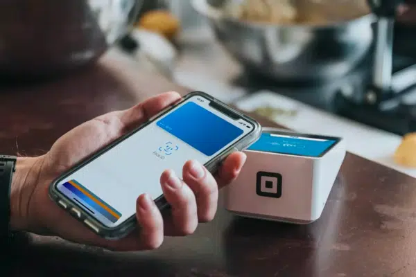 Apple Pay And Its Impact On E-commerce in Vietnam
