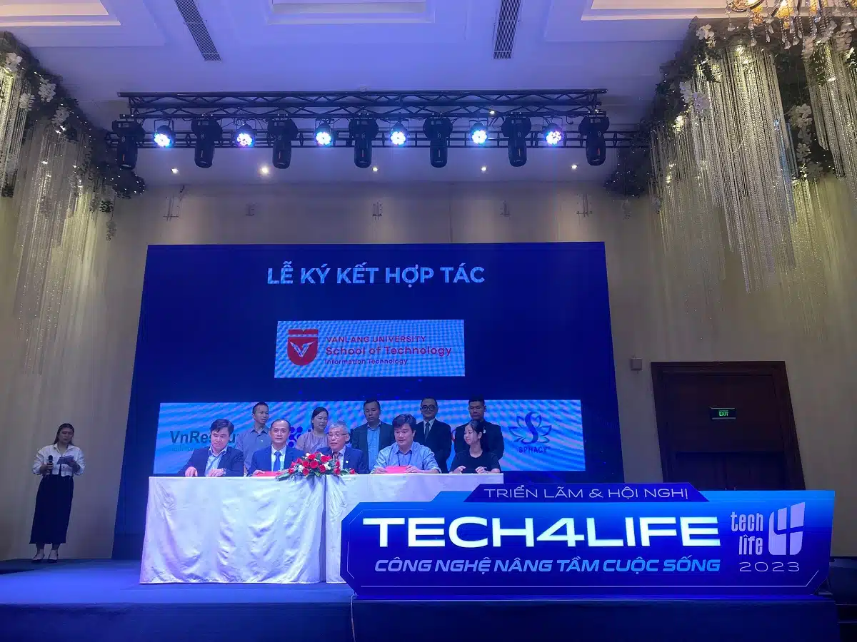 kyanon-digital-and-van-lang-universitys-faculty-of-it-sign-partnership-kyanon-digital