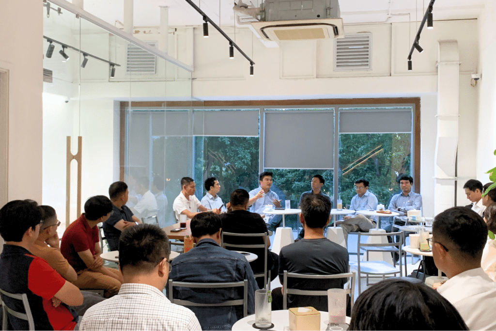 the-next-chapter-for-it-services-companies-adapting-and-advancing-in-the-ai-driven-era- (2)